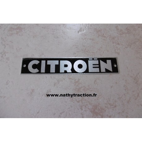 Une plaque gravée CITROËN 