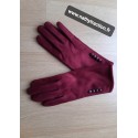 Une paire gants Bordeaux.