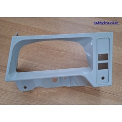 Un support de compteur gris pour 2CV