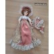 poupee porcelaine rose saumon et sa dentelle
