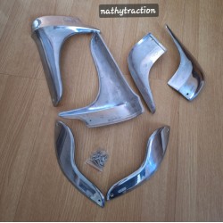 Kit complet d'enjoliveurs d'aile AV / AR pour 2CV en alu.