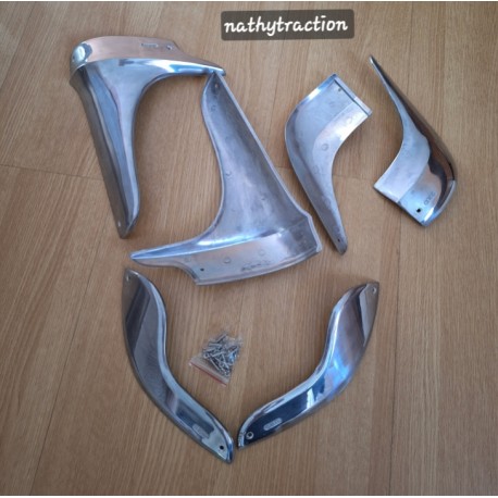 Kit complet d'enjoliveurs d'aile AV / AR pour 2CV en alu.